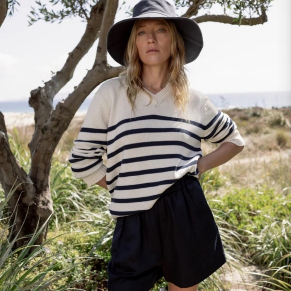 NWOT Jenni Kayne Cotton Kate V-Neck Sweater Ivory Navy Stripe XS-S Oversized